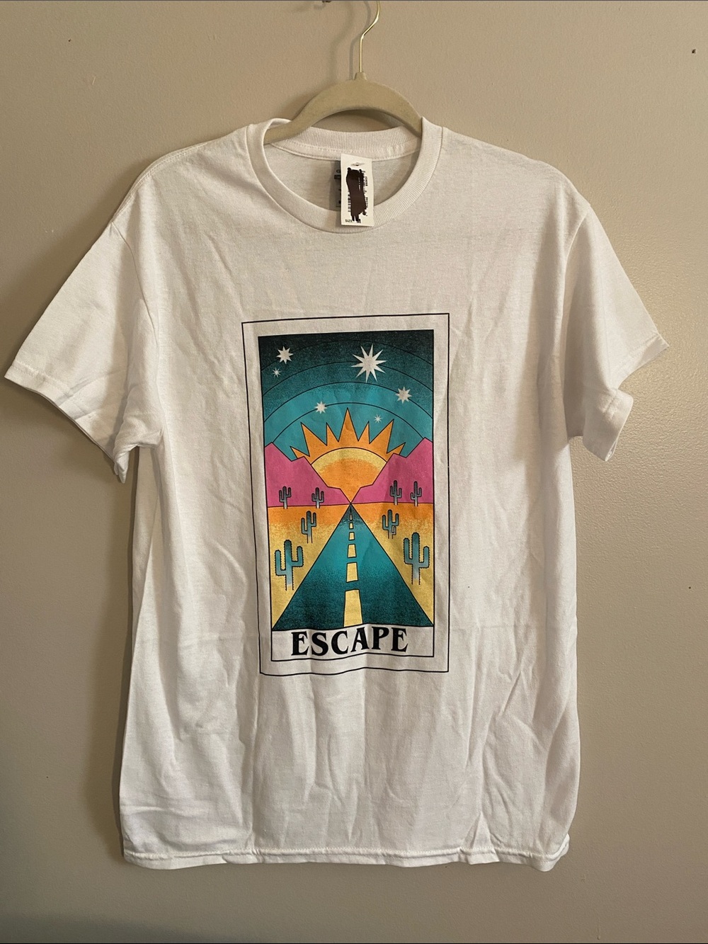‘Escape’ Tarot Card Desert Graphic Tee Gilden NEW Unisex Medium